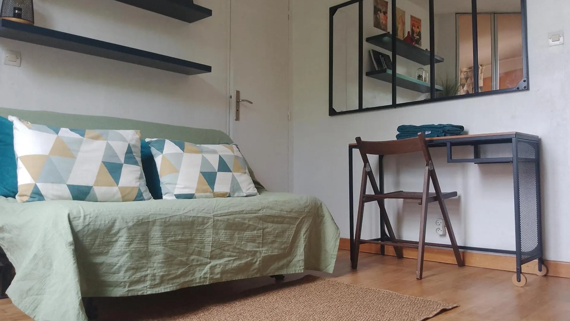 In Montmartre Apartment